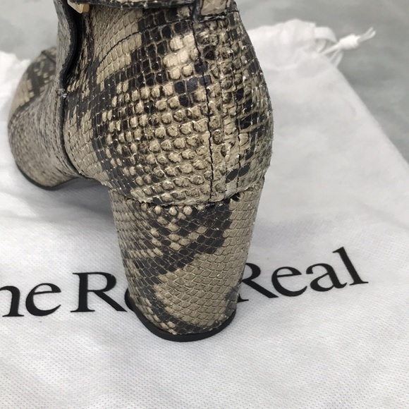 NewbarK Embossed Leather Animal Print Boots Women's Size: 9 - Picture 11 of 14